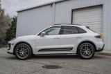 Certified 2024 Porsche Macan image 2