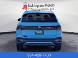 New 2025 Volkswagen Taos SE image 4