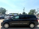 Used 2013 Chrysler Town & Country Touring image 2