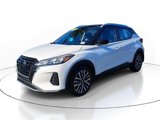 Used 2021 Nissan Kicks SV image 3