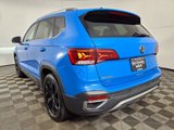 Used 2022 Volkswagen Taos SE w/ IQ.Drive SE Package image 4