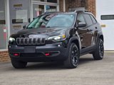 Used 2019 Jeep Cherokee Trailhawk image 5