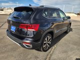 Used 2022 Volkswagen Taos SE image 5