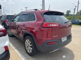 Used 2016 Jeep Cherokee Limited image 2