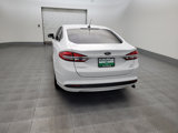 Used 2017 Ford Fusion SE w/ Fusion SE Technology Package image 6