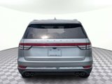 Used 2020 Lincoln Aviator Reserve w/ Equipment Group 201A image 4