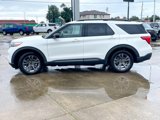 Used 2022 Ford Explorer XLT w/ Equipment Group 202A image 6