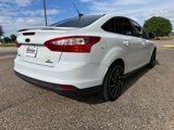 Used 2014 Ford Focus SE w/ SE Sport Package image 2