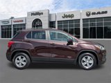 Used 2020 Chevrolet Trax LT image 2