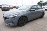 Used 2022 Hyundai Elantra SEL image 3