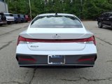 New 2025 Hyundai Elantra SE image 4