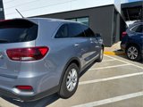 Used 2020 Kia Sorento AWD V6 image 4