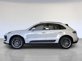 Certified 2024 Porsche Macan image 2