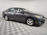 Used 2014 Toyota Camry SE image 2