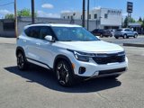 Used 2024 Kia Seltos SX w/ SX Sunroof Package image 3