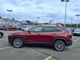 Used 2019 Jeep Cherokee Latitude Plus image 2