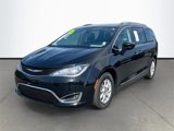 Certified 2018 Chrysler Pacifica Touring-L Plus image 3