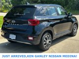 Used 2020 Hyundai Venue SE image 3