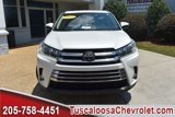 Used 2017 Toyota Highlander Limited image 3