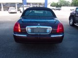 Used 2006 Lincoln Town Car Executive L image 6