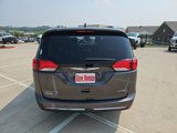Used 2018 Chrysler Pacifica Limited w/ Tire & Wheel Group image 5