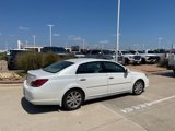 Used 2009 Toyota Avalon Limited image 2
