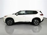 Used 2021 Nissan Rogue SV image 4
