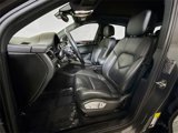 Certified 2018 Porsche Macan image 5