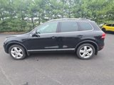 Used 2012 Volkswagen Touareg VR6 image 4