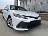 Used 2021 Toyota Camry LE image 2