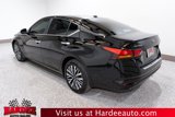 Used 2023 Nissan Altima 2.5 SV image 3
