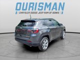Used 2022 Jeep Compass Limited image 3