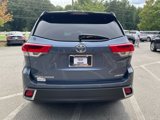 Used 2017 Toyota Highlander Limited image 6