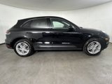 Certified 2025 Porsche Macan image 4