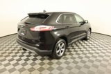Used 2022 Ford Edge SEL w/ Convenience Package image 3