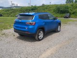 Used 2022 Jeep Compass Latitude image 3