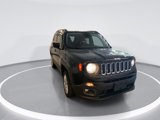 Used 2018 Jeep Renegade Latitude w/ Cold Weather Group image 2