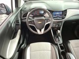 Used 2022 Chevrolet Trax LT w/ LT Convenience Package image 2