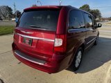 Used 2015 Chrysler Town & Country Touring image 5