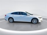 Used 2017 Chevrolet Malibu LT image 2