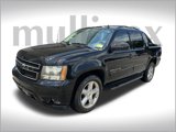 Used 2013 Chevrolet Avalanche LS image 4