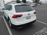 Used 2018 Volkswagen Tiguan SE w/ Panoramic Sunroof Package image 4
