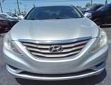 Used 2013 Hyundai Sonata SE image 3