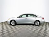 Used 2016 Toyota Camry LE image 4