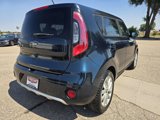 Used 2017 Kia Soul + image 5