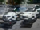 Used 2019 Jeep Cherokee Trailhawk image 3