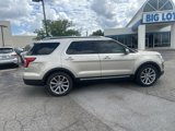 Used 2017 Ford Explorer Limited image 2