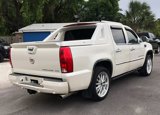 Used 2008 Cadillac Escalade EXT image 3