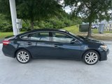 Used 2015 Toyota Avalon Limited image 2