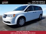 Used 2019 Dodge Grand Caravan SE w/ UConnect Hands-Free Group image 2
